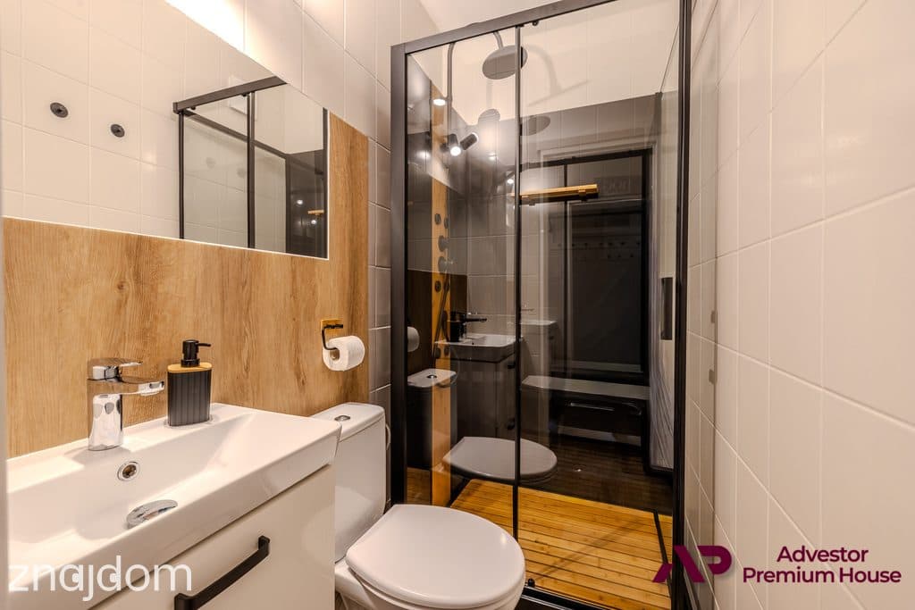 Mieszkanie na parterze z garażem i ogródkiem - zdjęcie 16