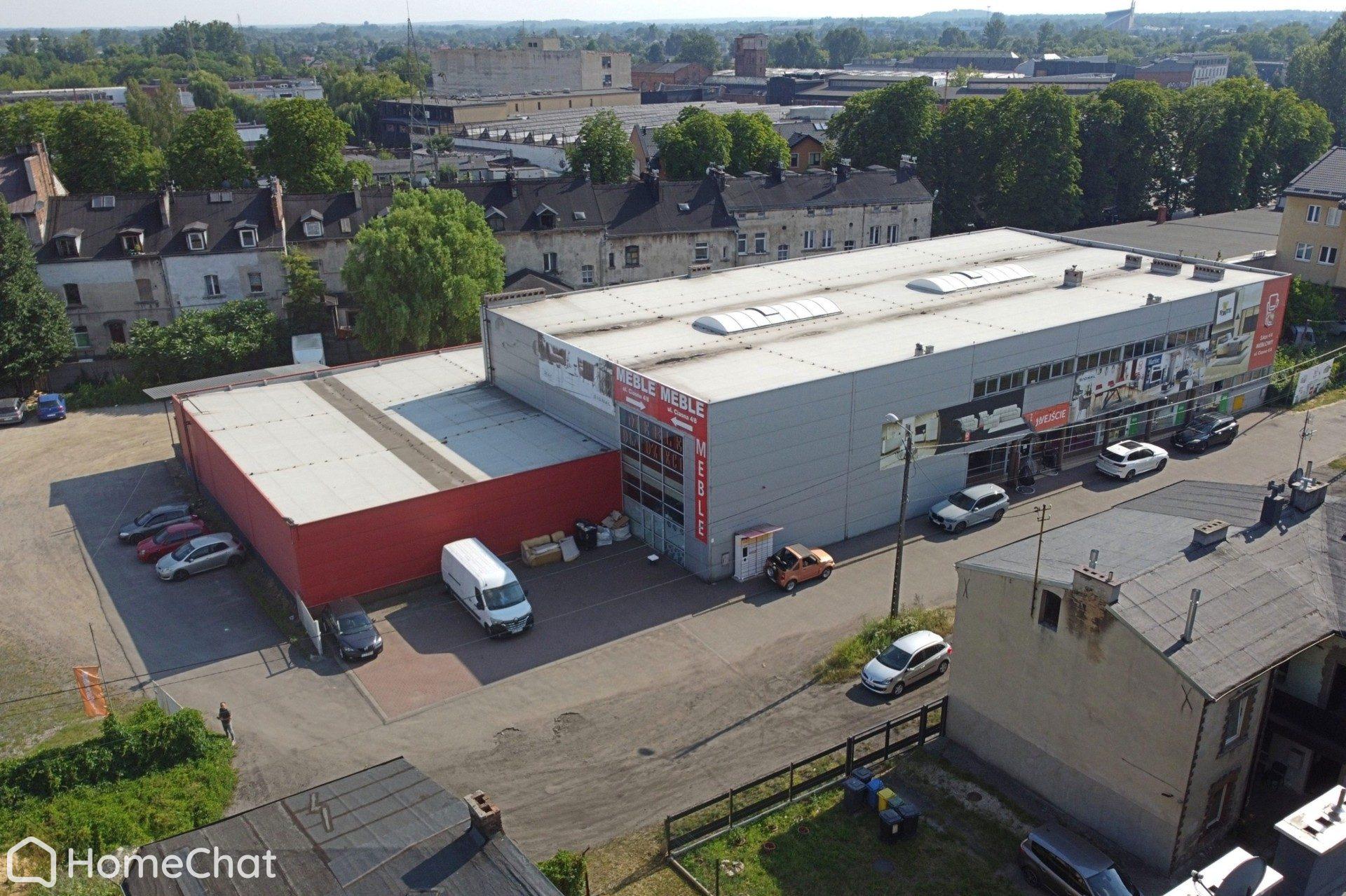 Obiekt handlowo-usługowo-magazynowy 3480 m², częściowo wynajęty.