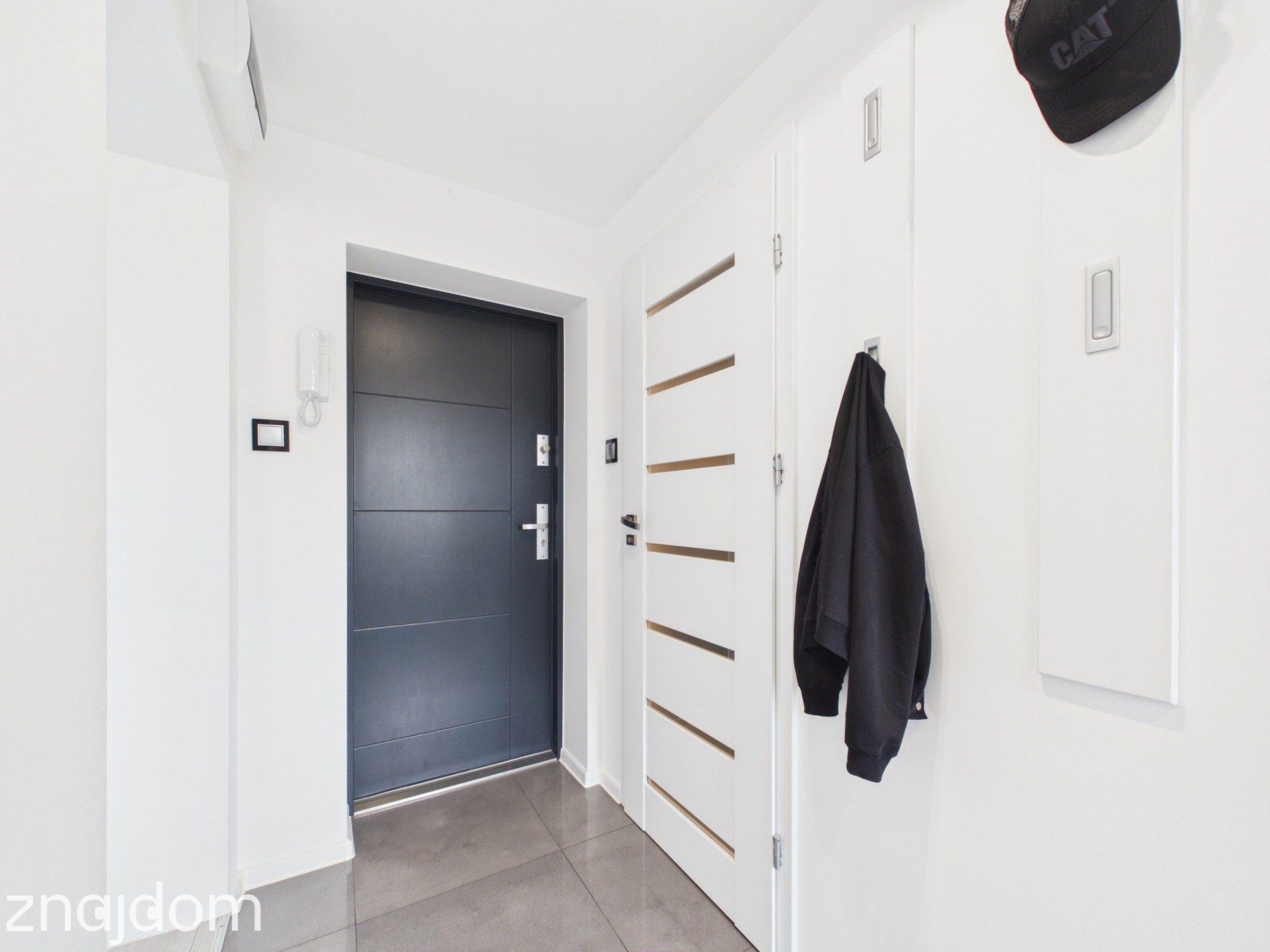REZERWACJA - 31,57 m² w CENTRUM – po remoncie, odświeżona - zdjęcie 11