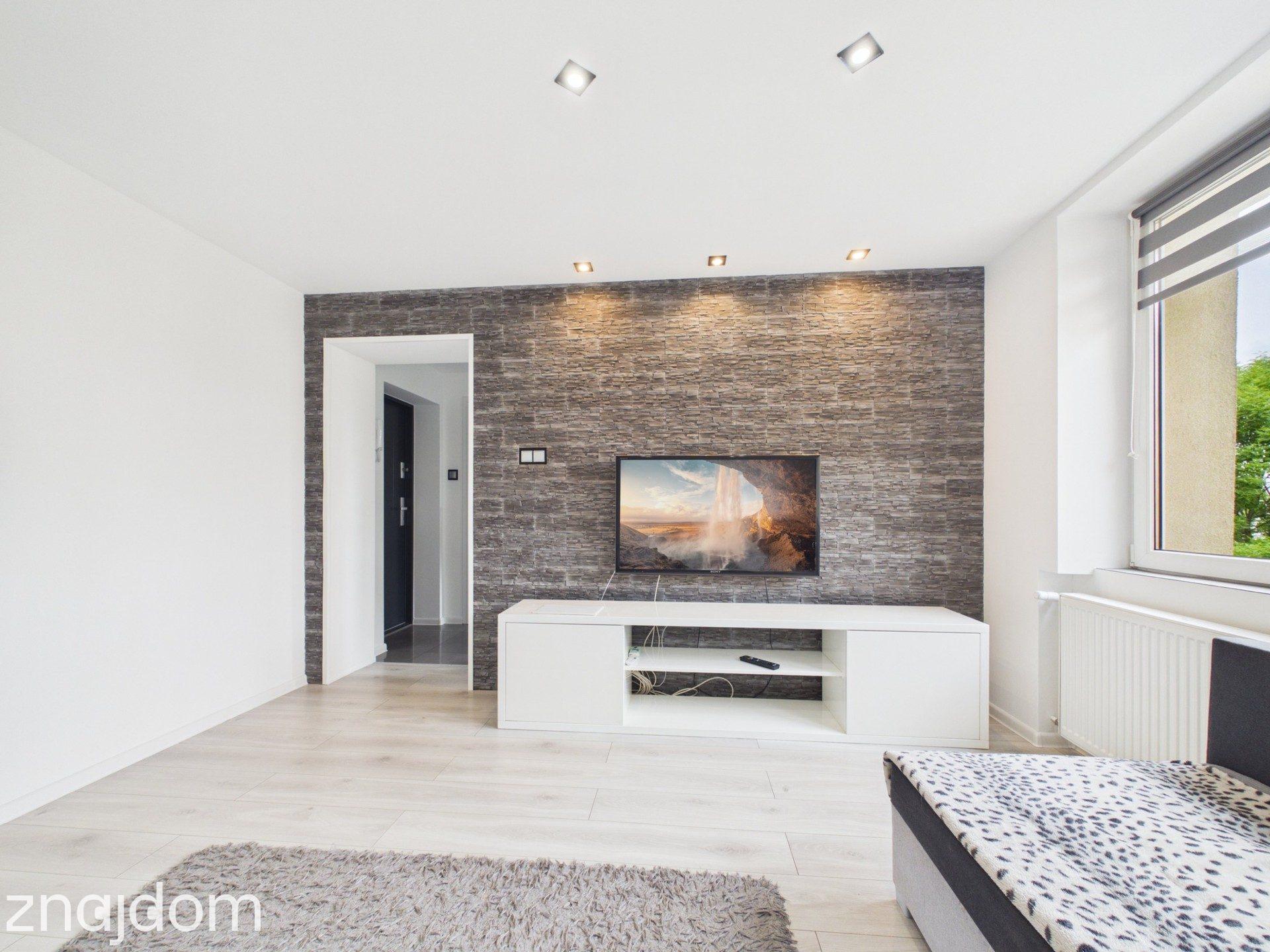 REZERWACJA - 31,57 m² w CENTRUM – po remoncie, odświeżona - zdjęcie 4