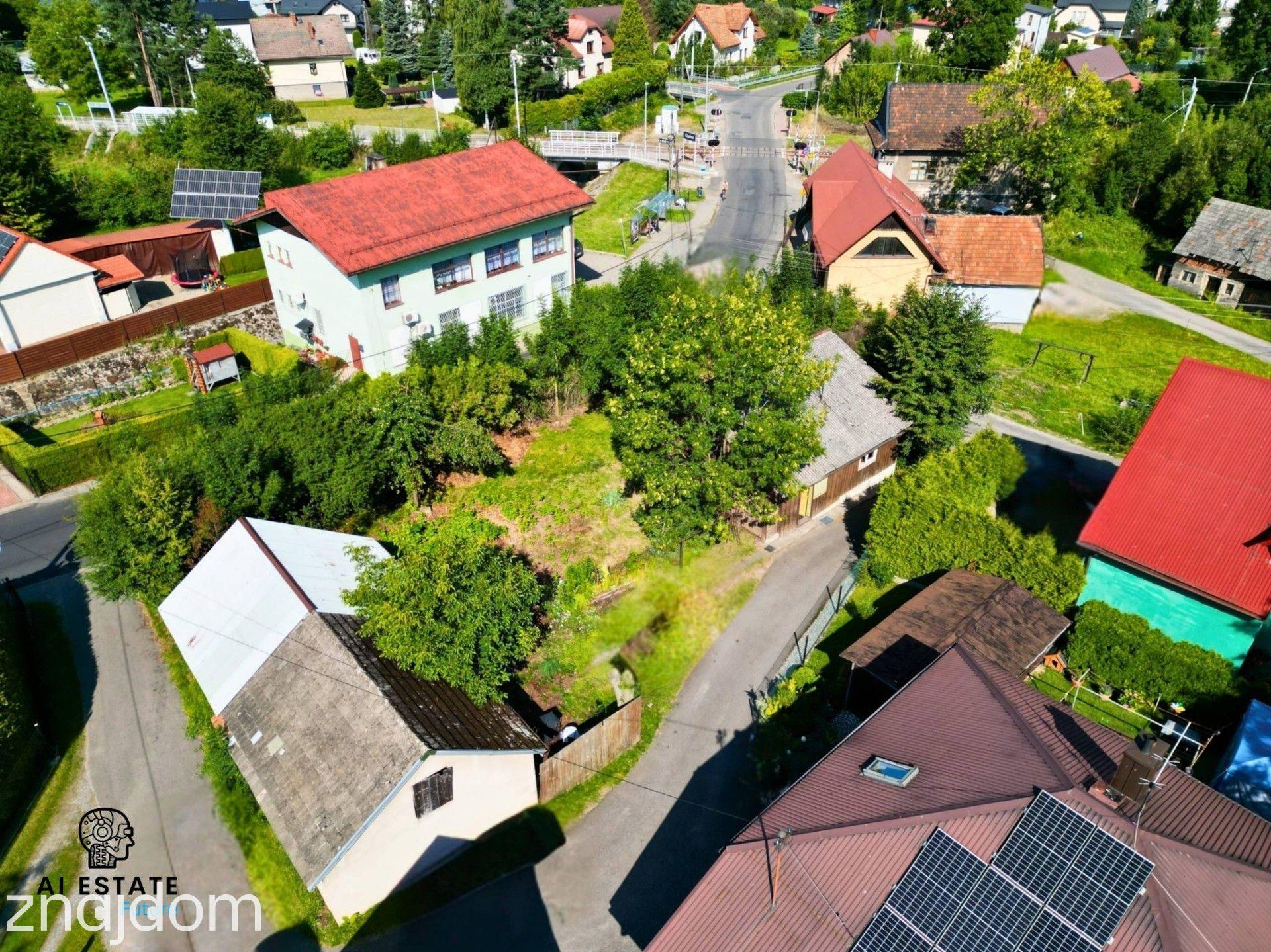 Klimatyczny drewniany domek 70m² w centrum Cięciny - zdjęcie 10