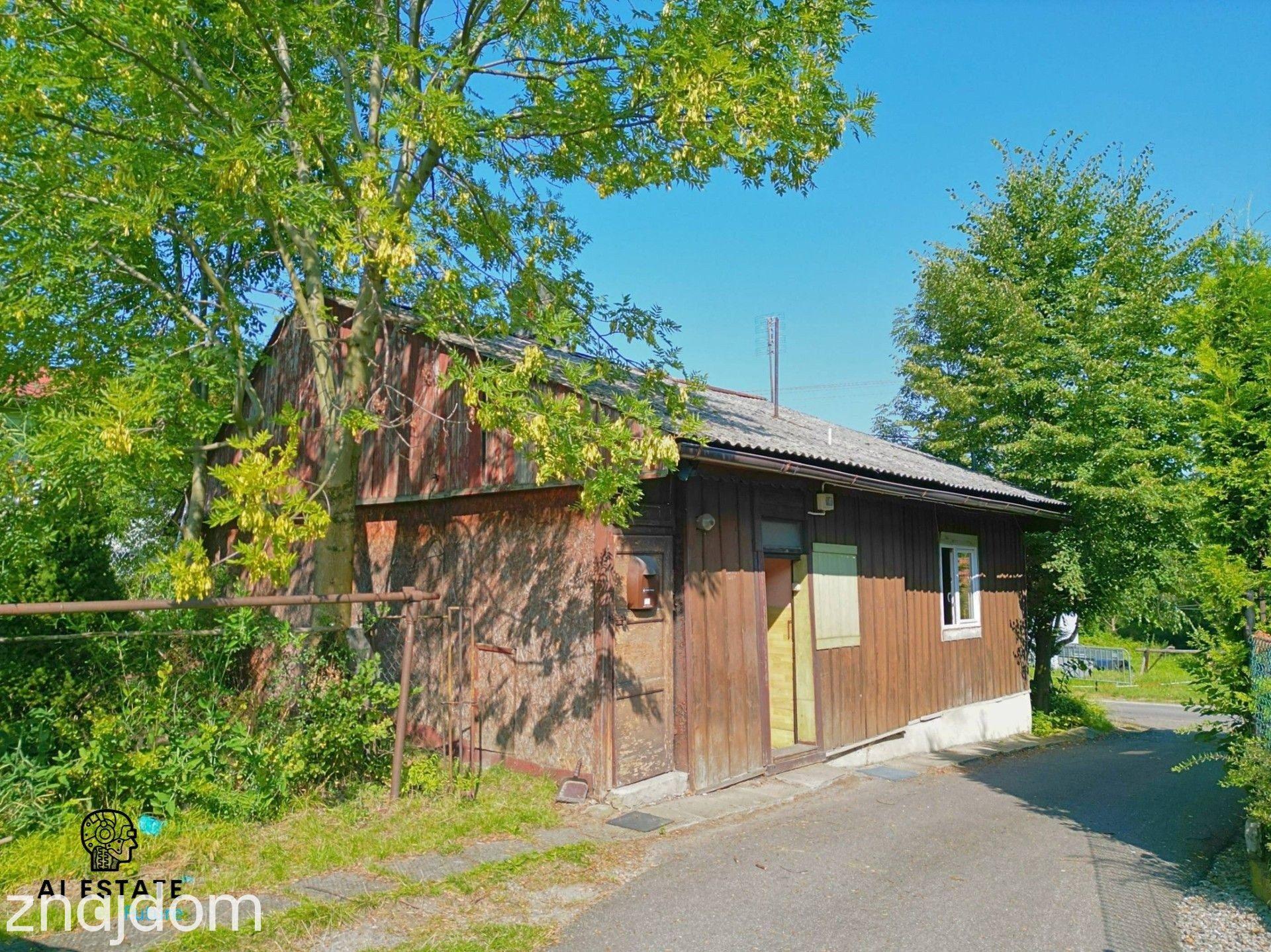 Klimatyczny drewniany domek 70m² w centrum Cięciny - zdjęcie 3
