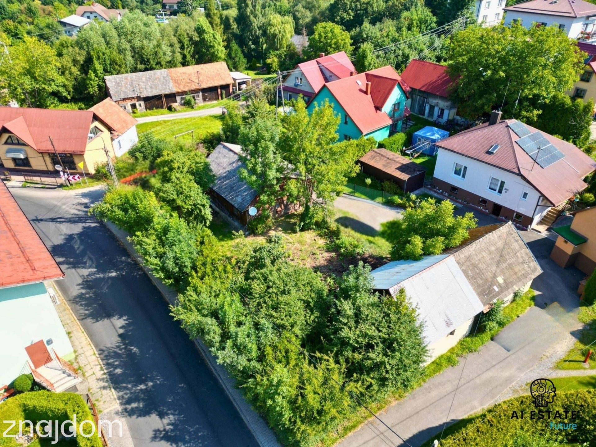 Klimatyczny drewniany domek 70m² w centrum Cięciny - zdjęcie 8