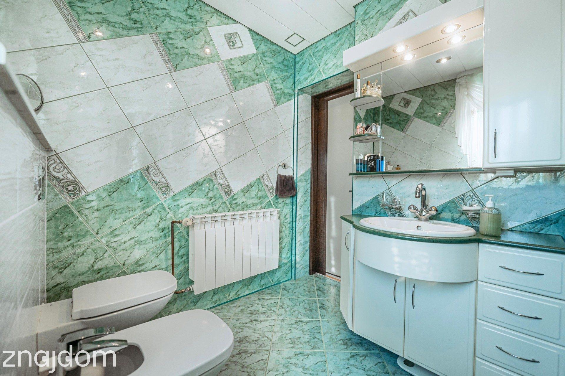 Zadbany dom 160m2 w Pisarzowicach z garażem - 2km od granicy Bielska - zdjęcie 10