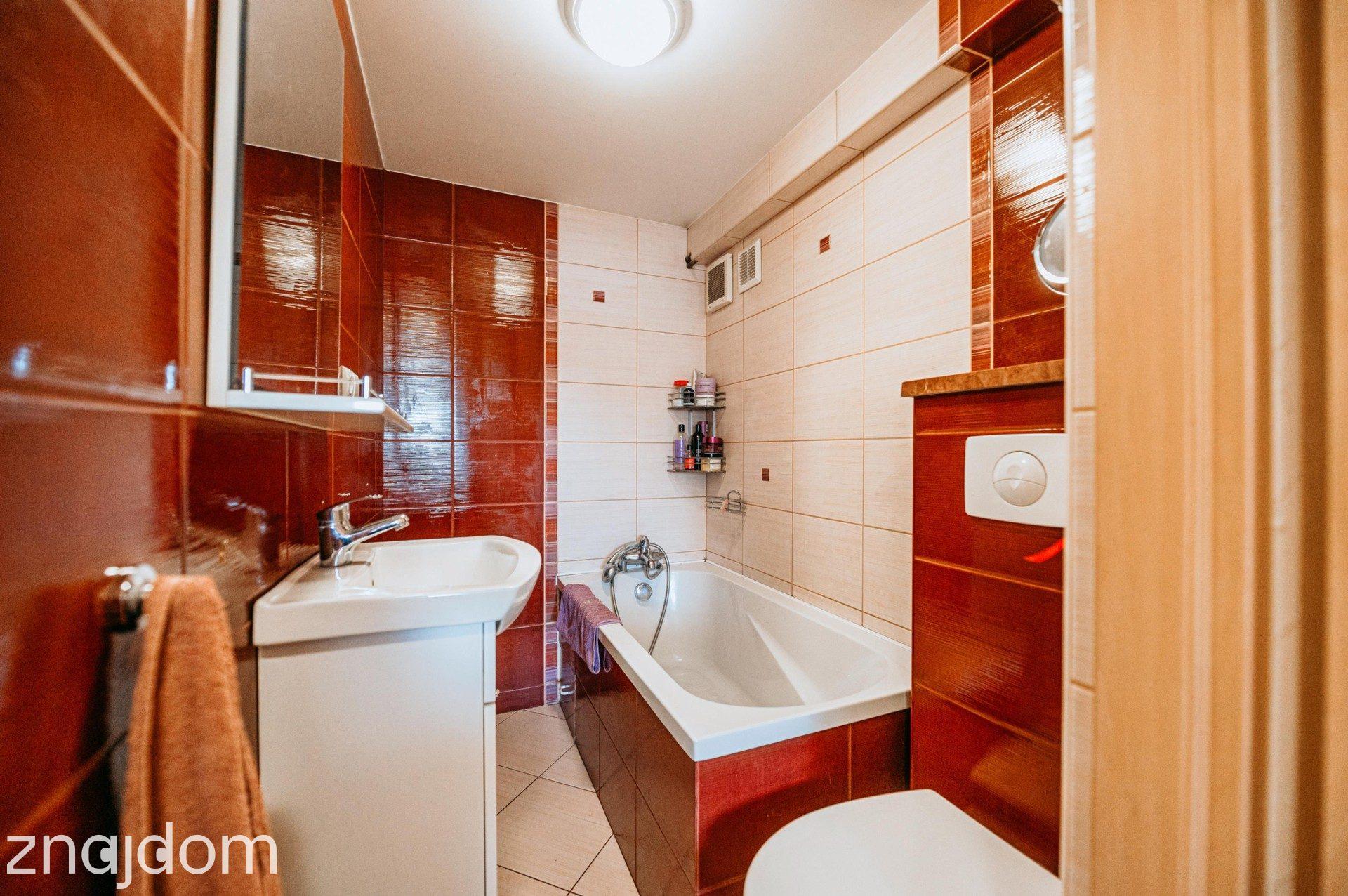 Zadbany dom 160m2 w Pisarzowicach z garażem - 2km od granicy Bielska - zdjęcie 16