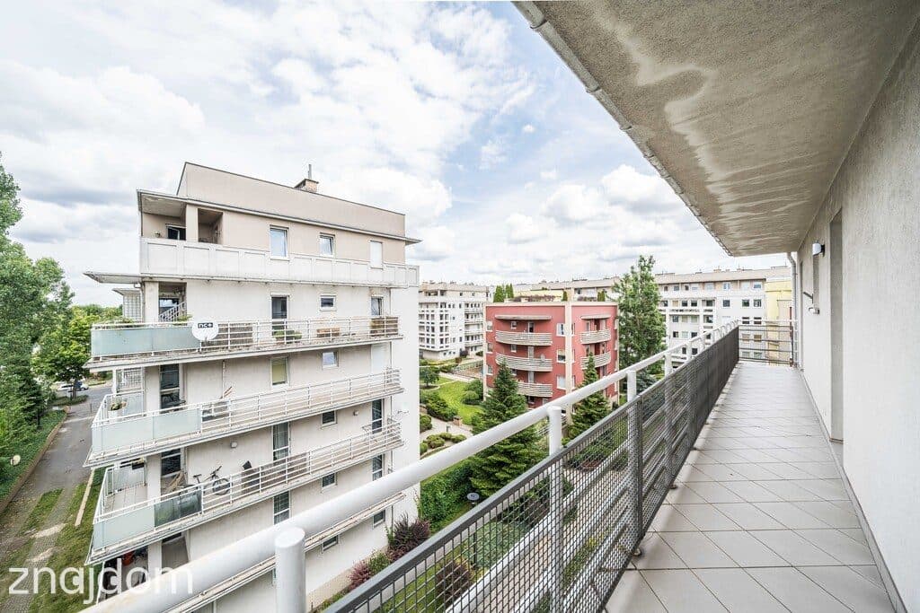 Komfortowe 3 pokojowe mieszkanie z dużym balkonem! - zdjęcie 15