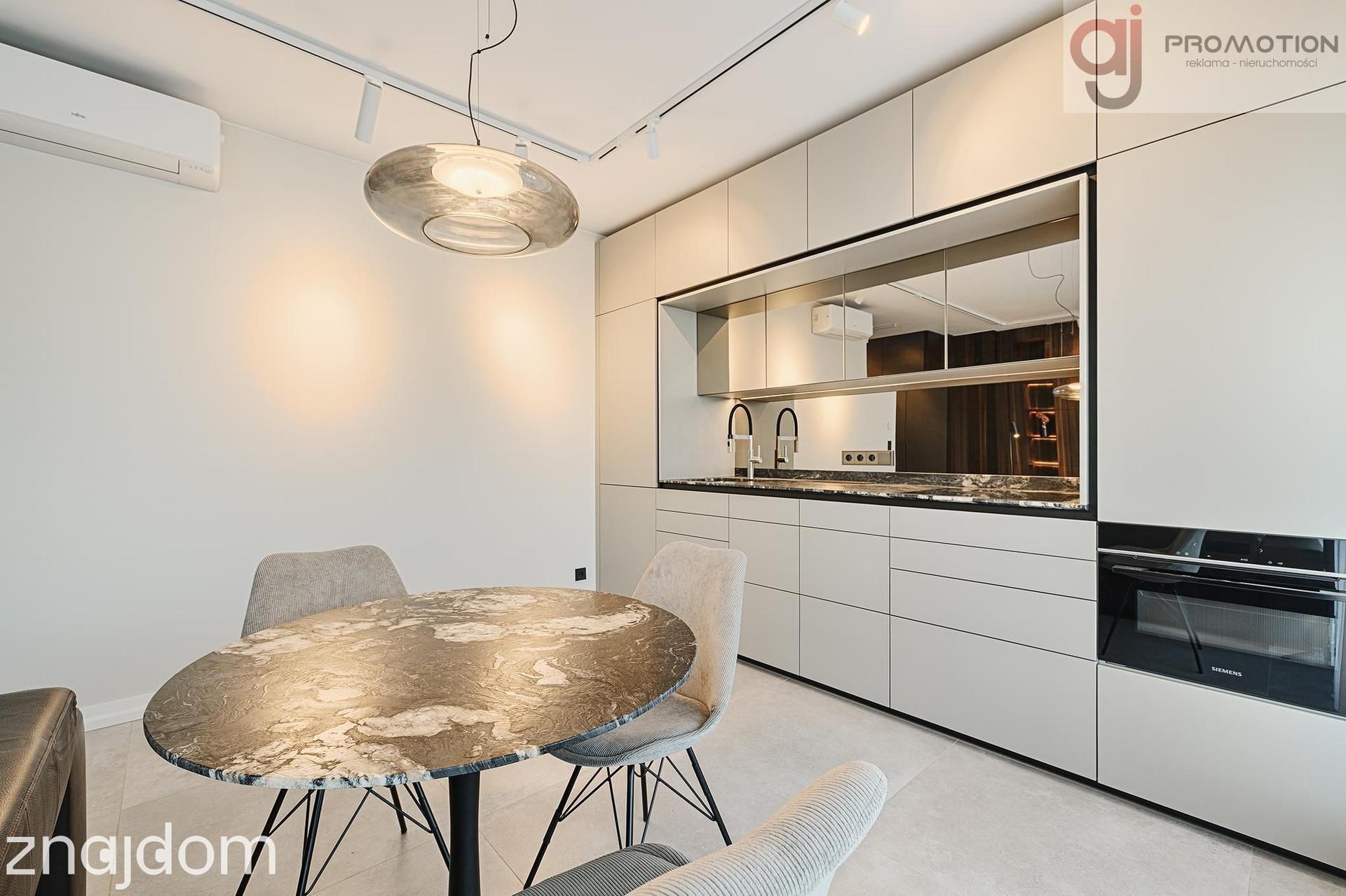 Apartament w świetnej lokalizacji - Ogrodowa 4 - zdjęcie 7