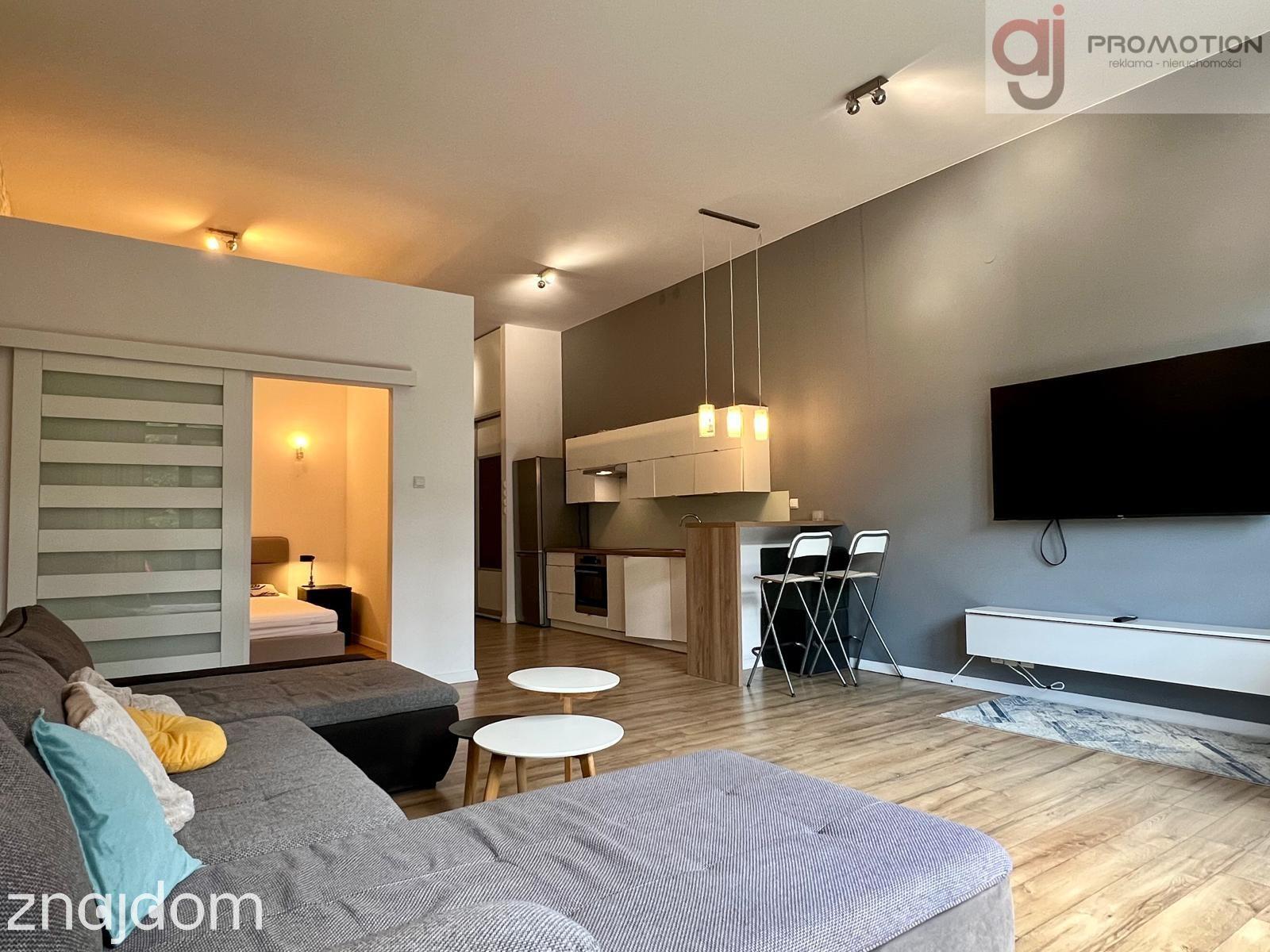Wynajem 2pok. Loft - ul. Tymienieckiego 25D - zdjęcie 2