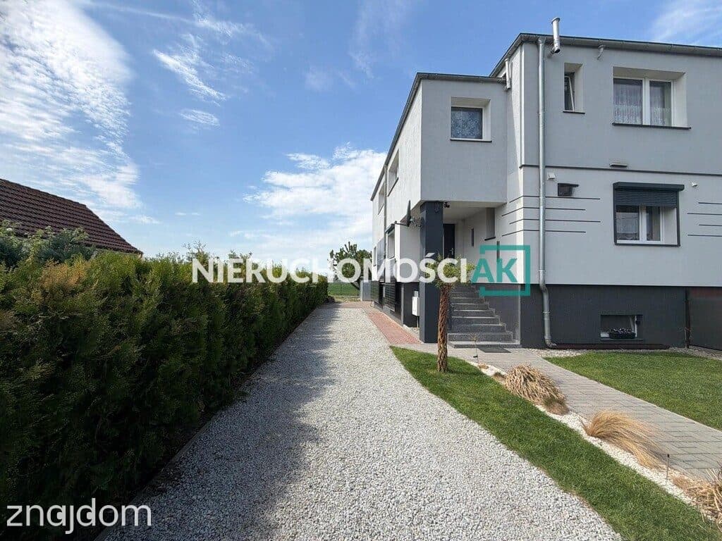 3-pokoje78,85m2+piwnica60m2+ogród520m2 - zdjęcie 2