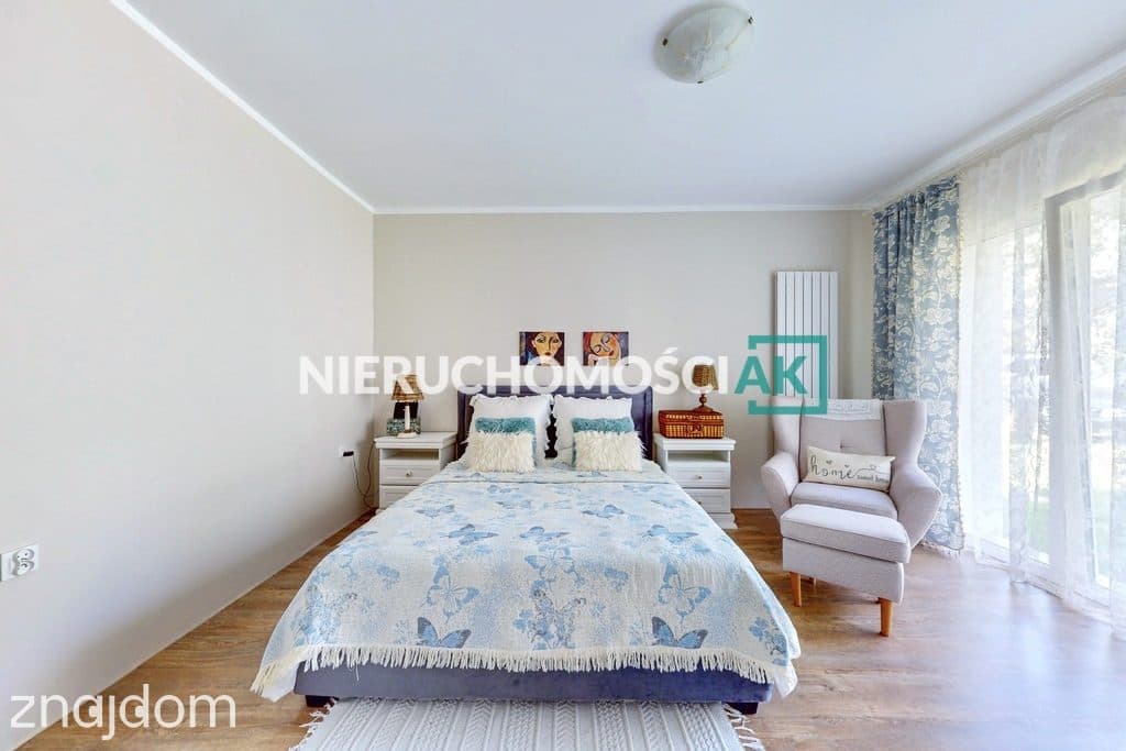 Dom w lesie- sielski klimat w nowoczesnym wydaniu - zdjęcie 9
