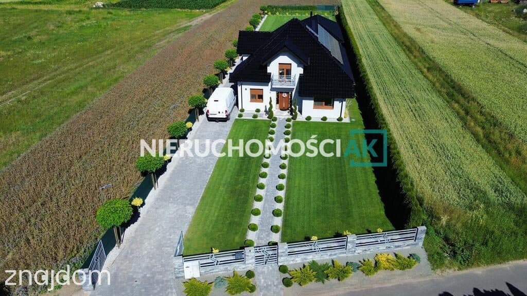 Dom wolnostojący 246m2 Ogród 1600m2 Młodojewo