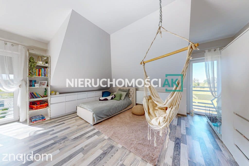 Dom wolnostojący 246m2 Ogród 1600m2 Młodojewo - zdjęcie 19