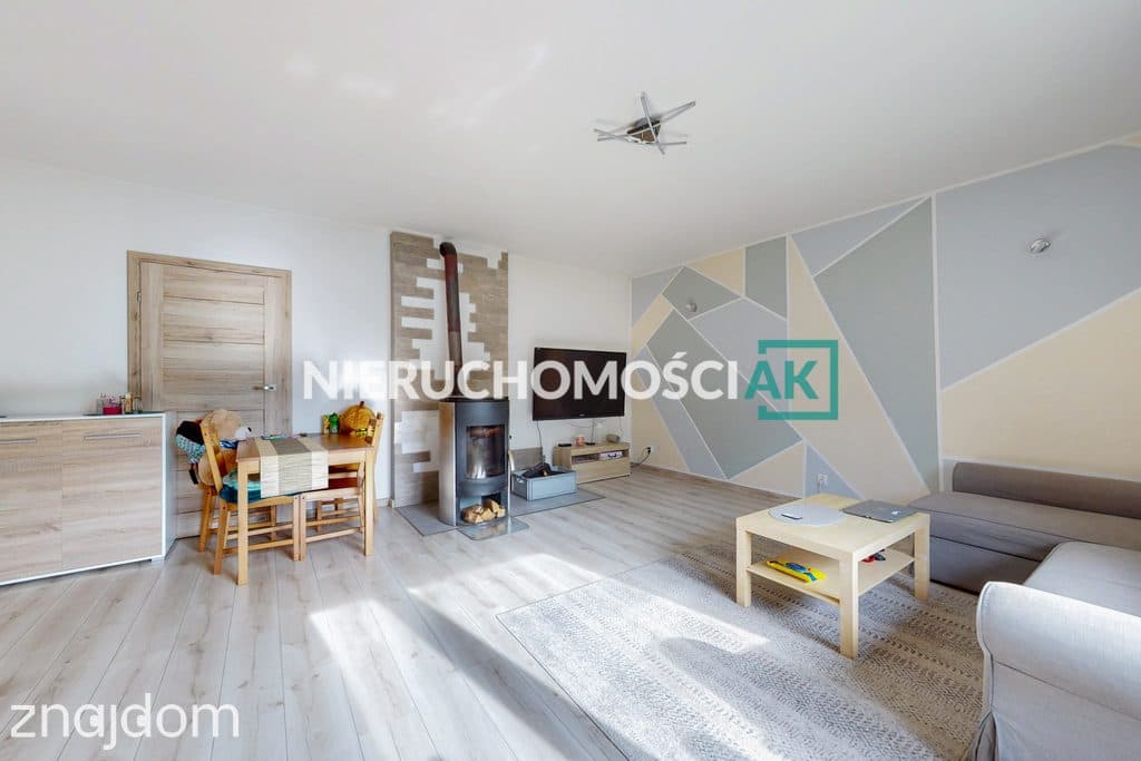 Dom 208 m² w malowniczej okolicy z niezależnym mieszkaniem - zdjęcie 9