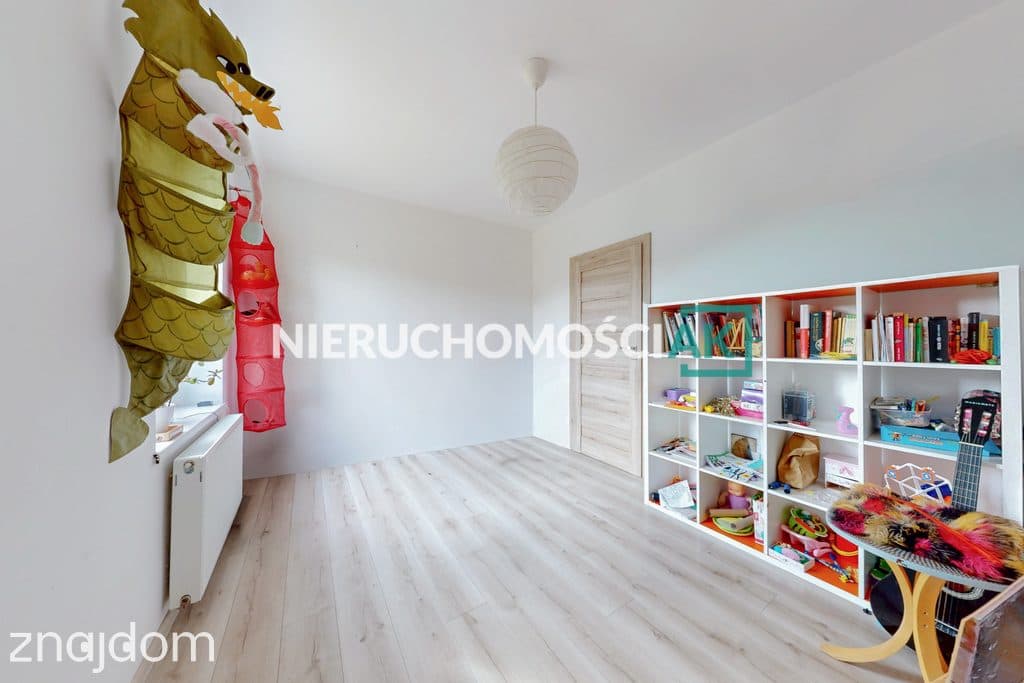 Dom 208 m² w malowniczej okolicy z niezależnym mieszkaniem - zdjęcie 8