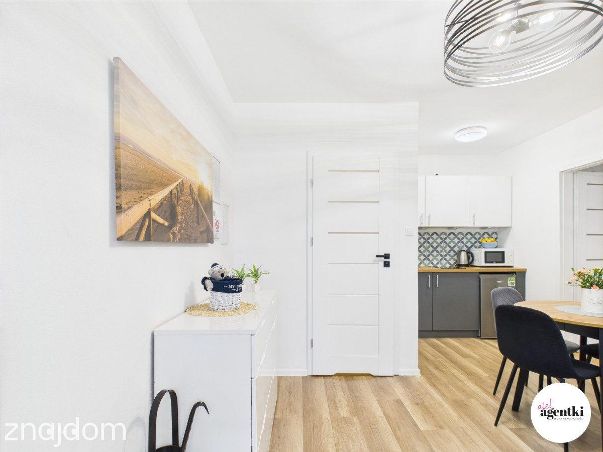 Apartament nad morzem w atrakcyjnej cenie - zdjęcie 5