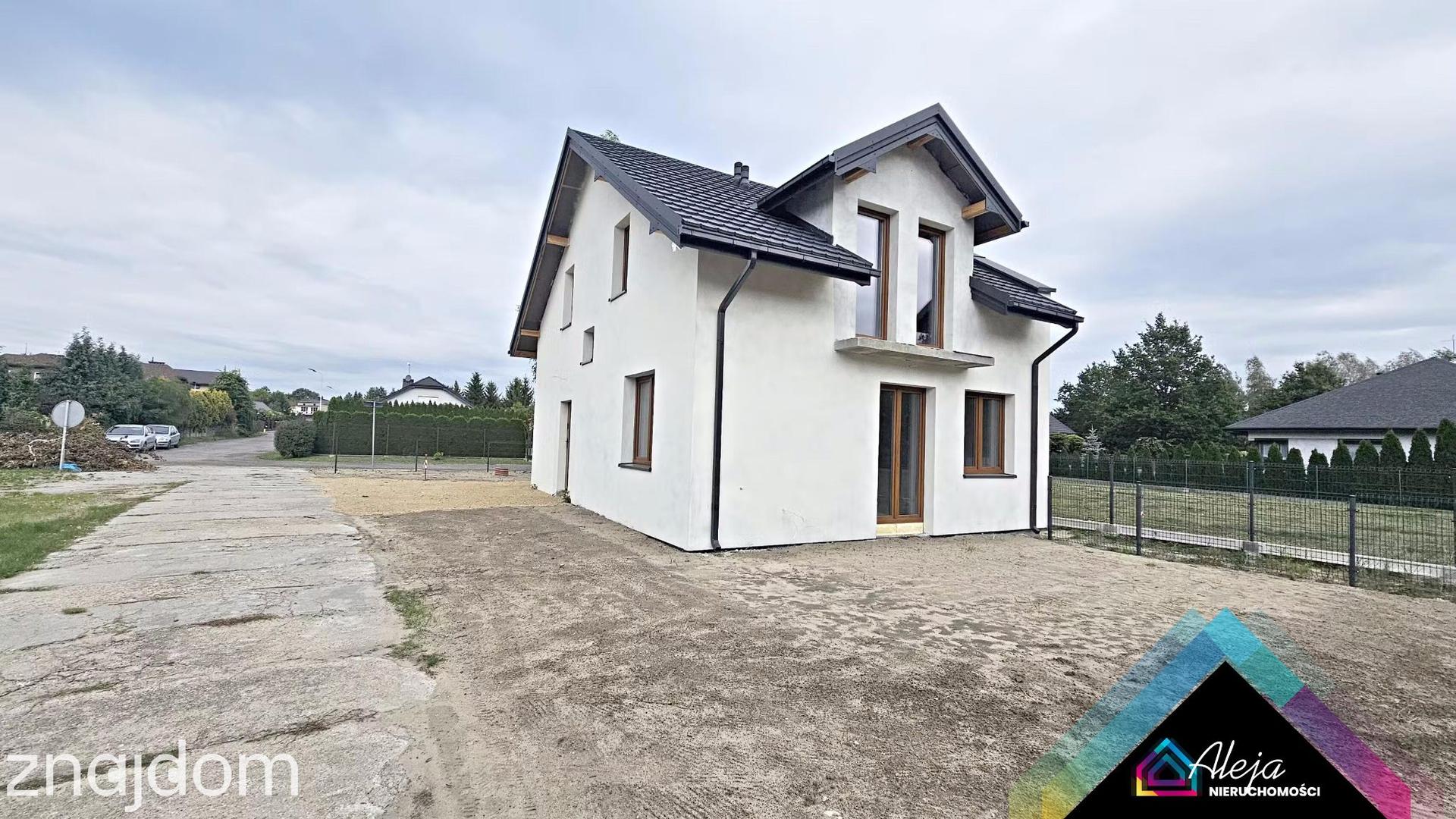 Nowy dom ze świetną komunikacją do centrum. - zdjęcie 2