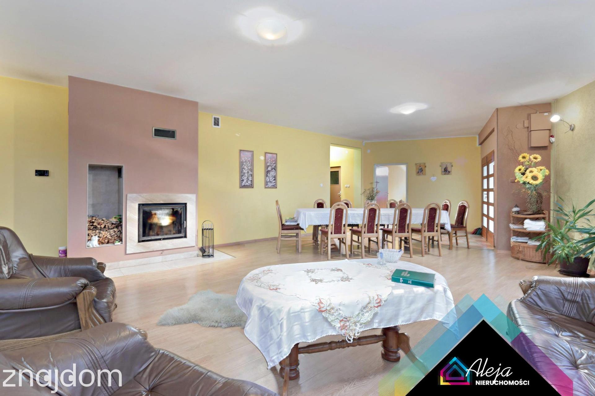 Dom z potencjałem inwestycyjnym 366 m² | 2 wejścia | Działka 2682 m² - zdjęcie 10