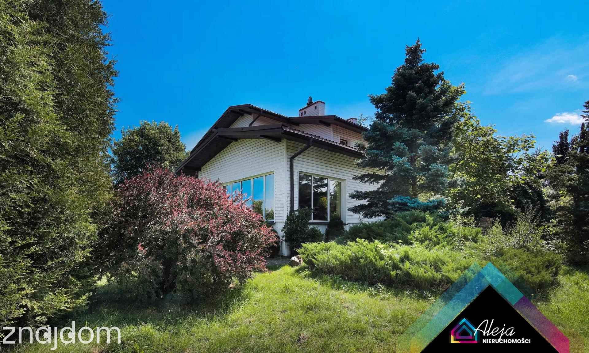 Oryginalny dom ze stawem i lasem ok 6300m2 działki - zdjęcie 2