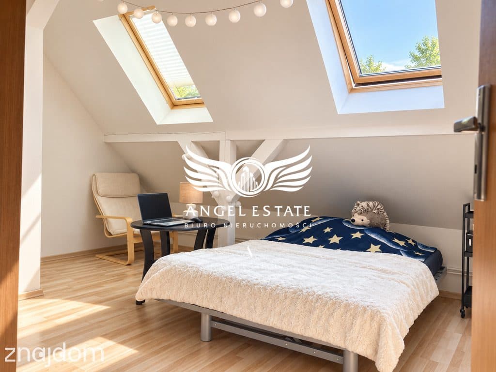 | 4 pokoje | Ostatnie piętro | Klimatyzacja | Ogrzewanie miejskie