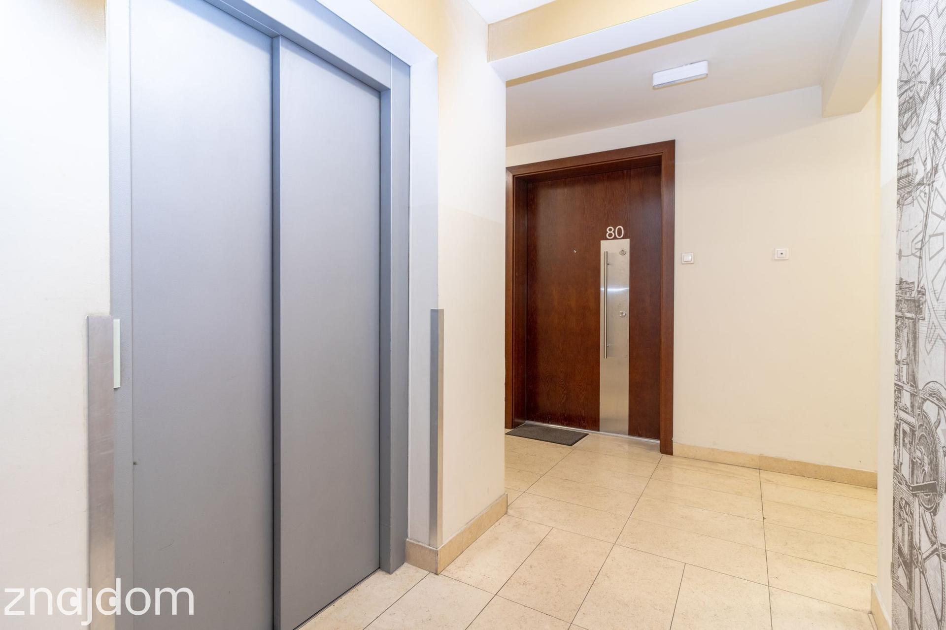 Wyjątkowe mieszkanie z tarasem 40 m²/ Garaż + komórka w cenie - zdjęcie 13