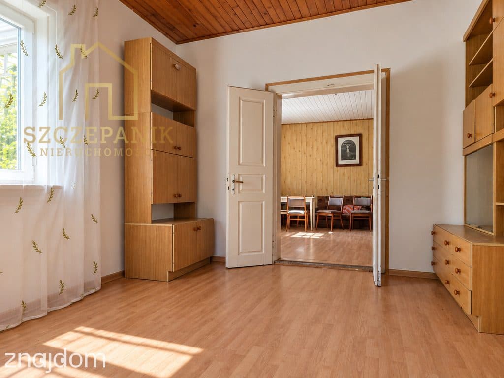 Mały drewniany domek z działką 24 ary w Lipnicy - zdjęcie 14