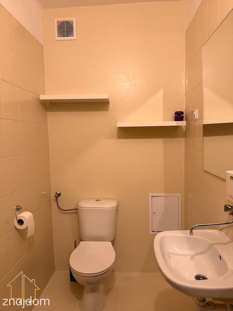 Przestronny lokal w centrum Żor - zdjęcie 11