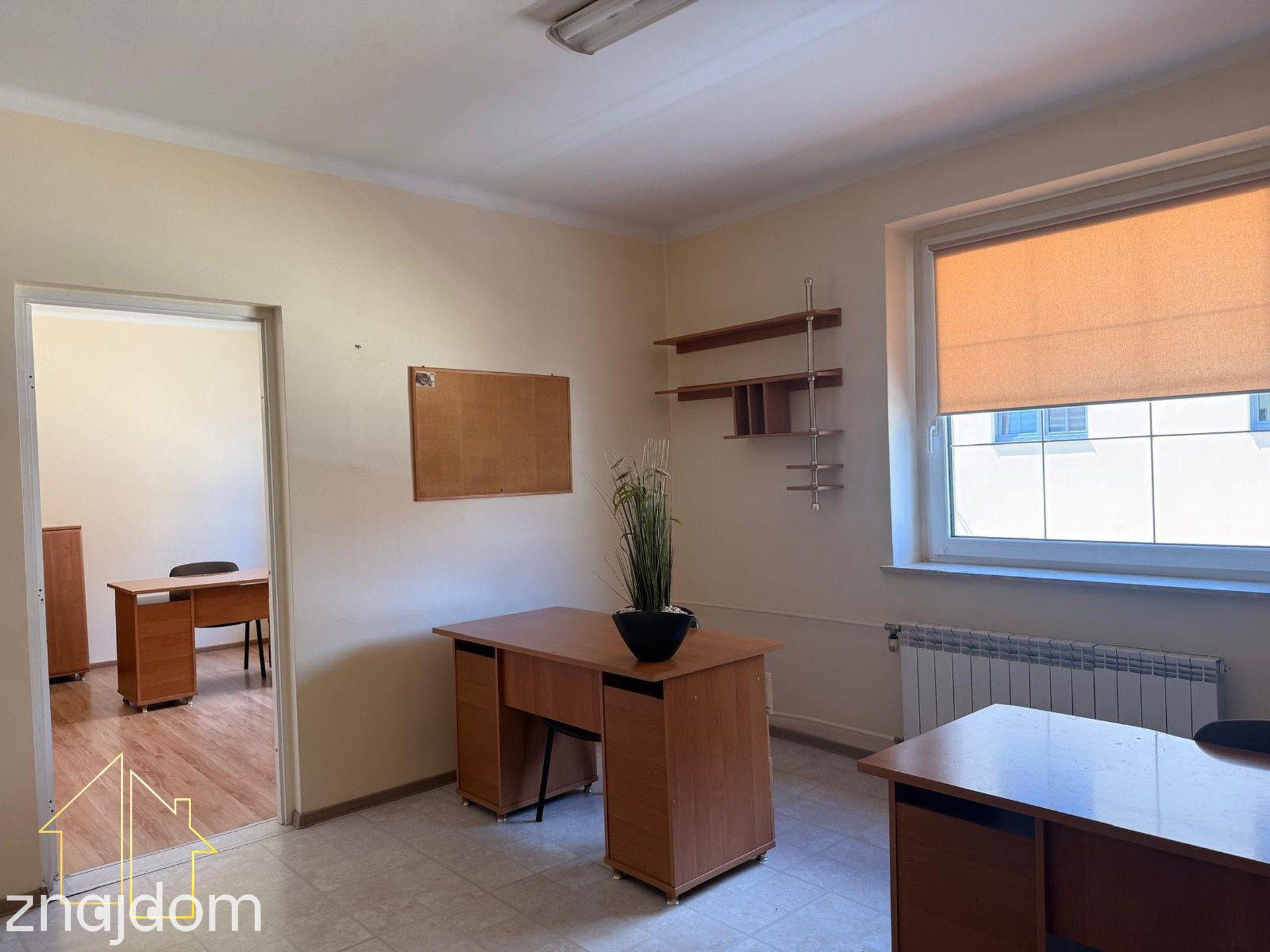 Przestronny lokal w centrum Żor - zdjęcie 2