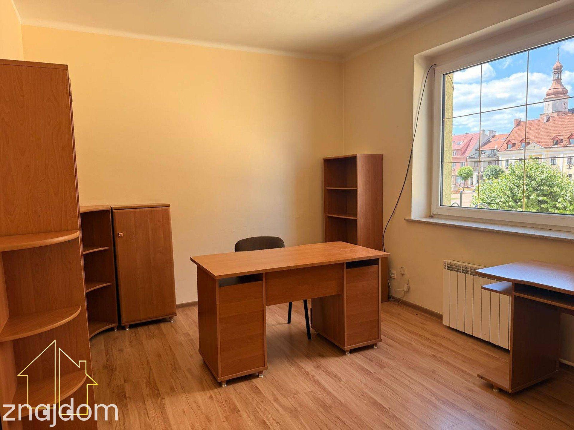 Przestronny lokal w centrum Żor - zdjęcie 3