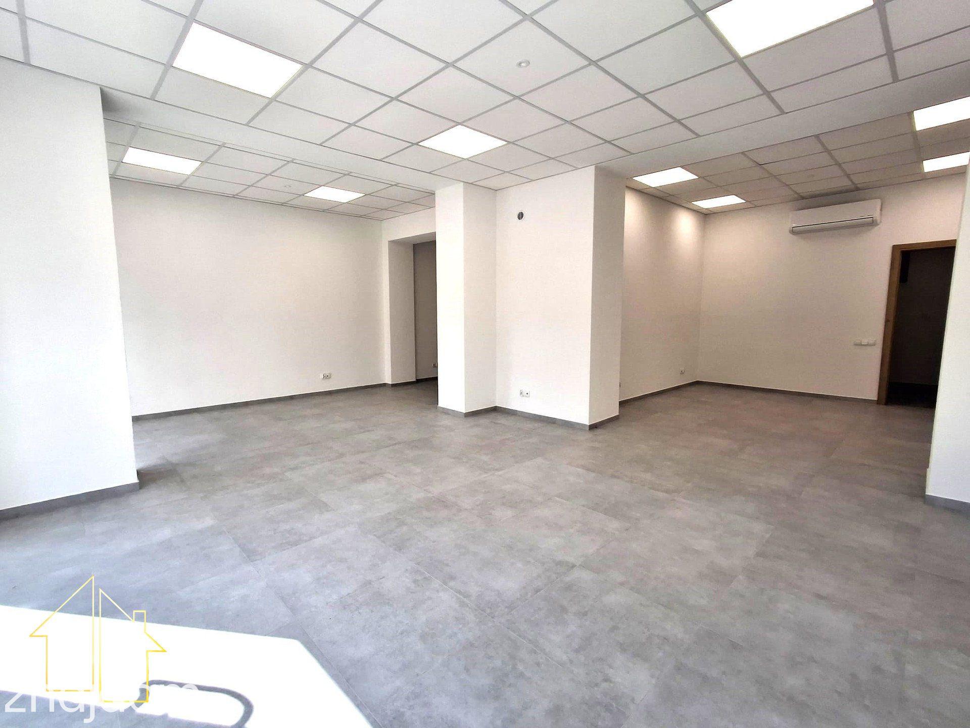 Lokal usługowy 60m2 do wynajęcia przy ul. Dworcowej w Żorach - zdjęcie 4