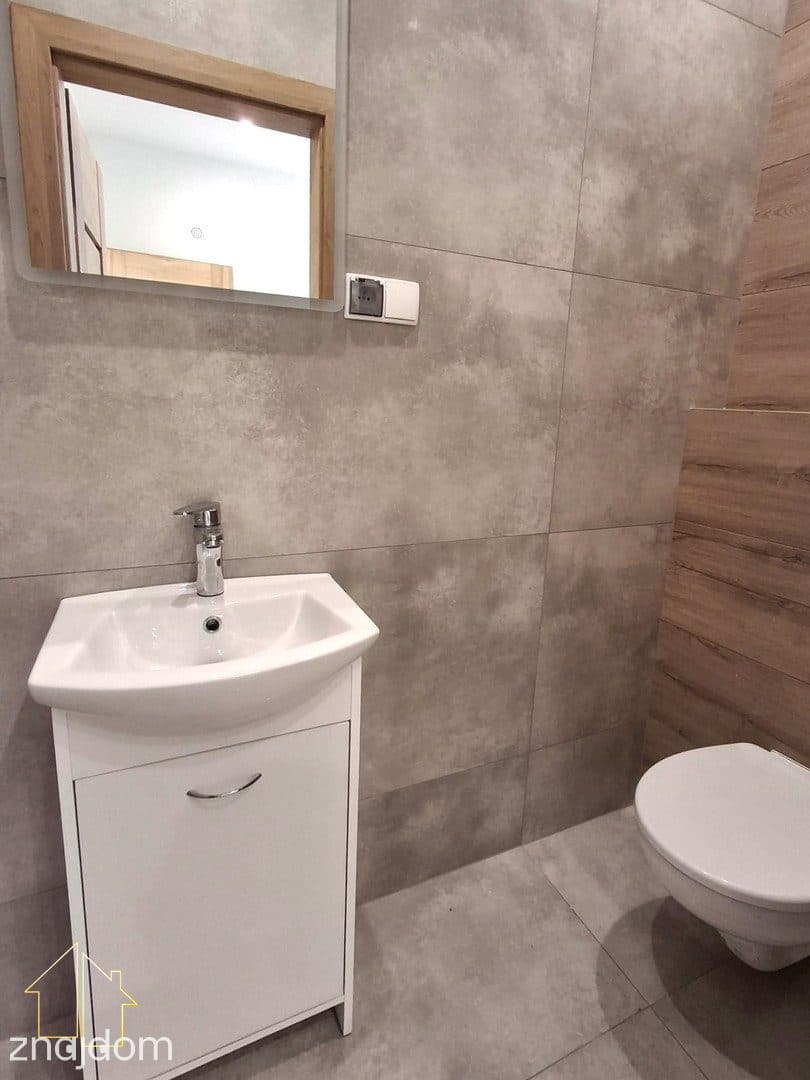 Duży lokal 122m2 do wynajęcia przy ul. Dworcowej w Żorach - zdjęcie 4