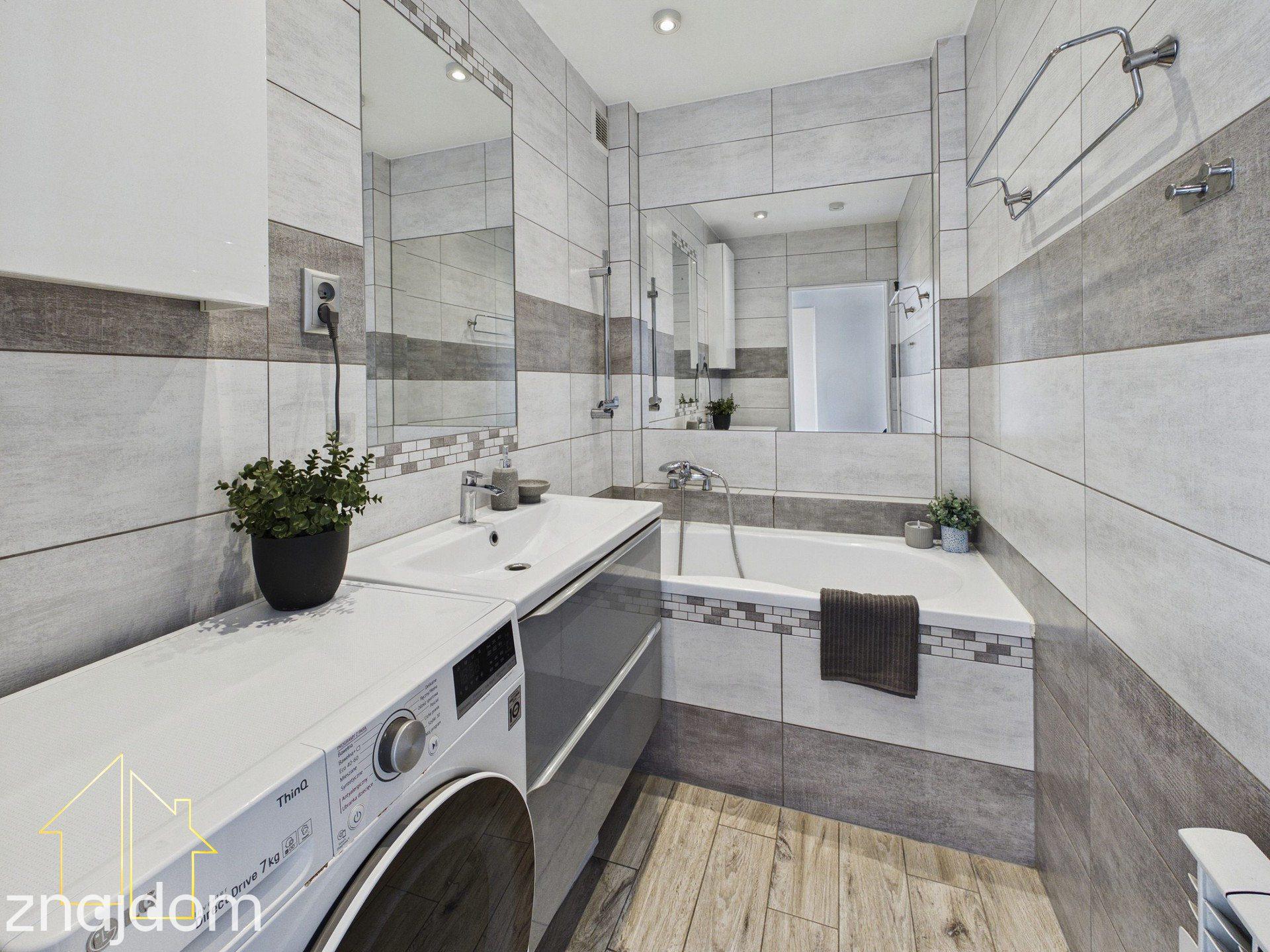 Widokowe mieszkanie M-4(60 m2) 10 piętro! Żory os. Sikorskiego! - zdjęcie 4