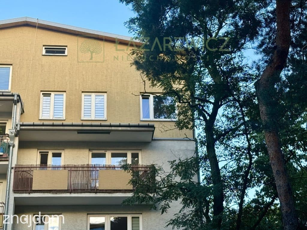 Duże z balkonem, piwnicą i miejscem postojowym I Blisko PKP - zdjęcie 18