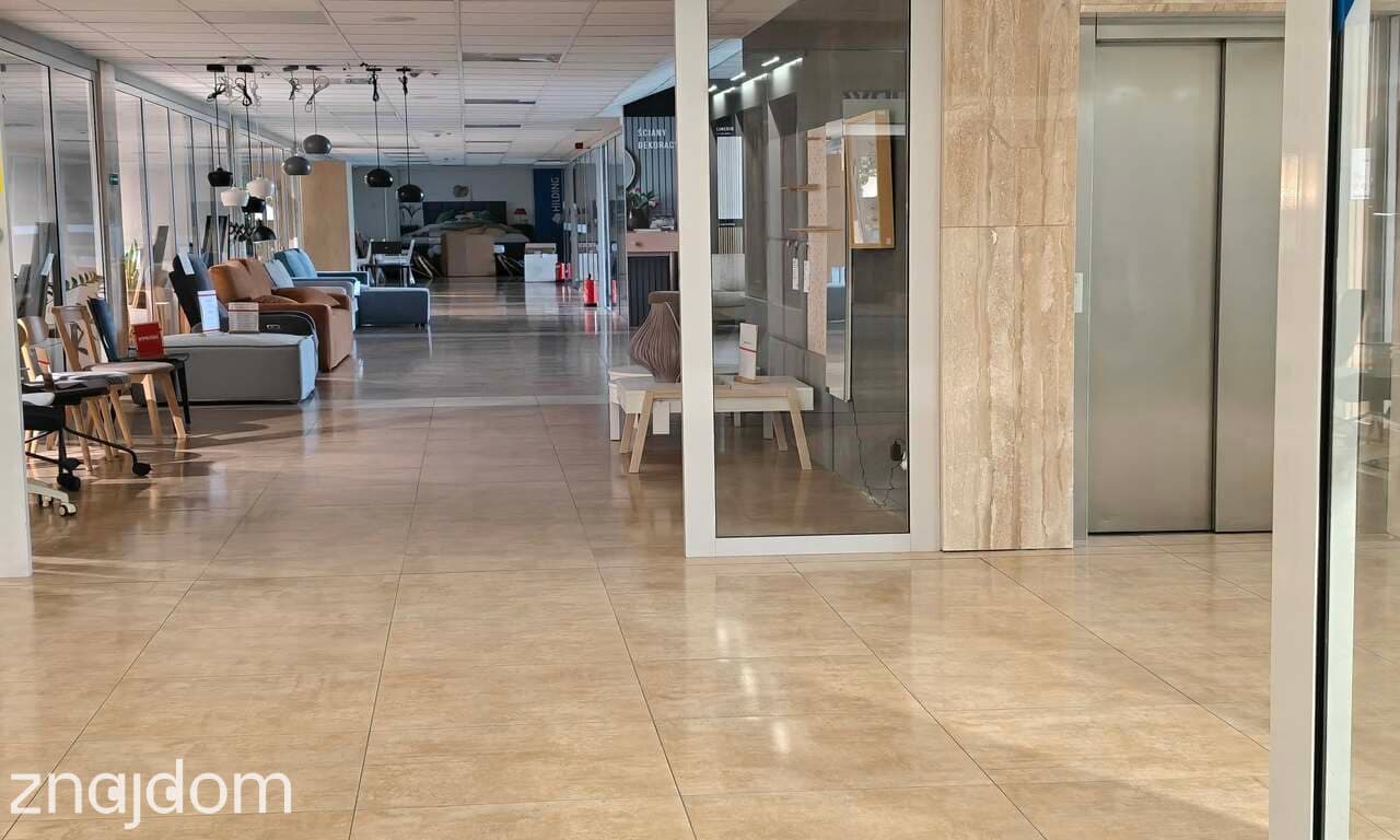 PRESTIŻOWY LOKAL 378 m² W GALERII HANDLOWEJ POZNAŃ - zdjęcie 2
