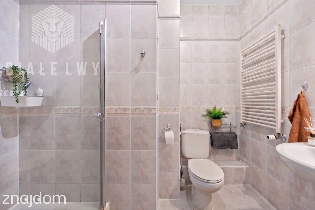 Przestrzeń domu, wygoda miasta! 125 m² przy parku. - zdjęcie 9