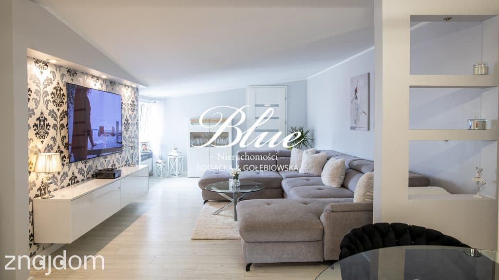 Apartament z duszą w pięknej wykończonej kamienicy - zdjęcie 2