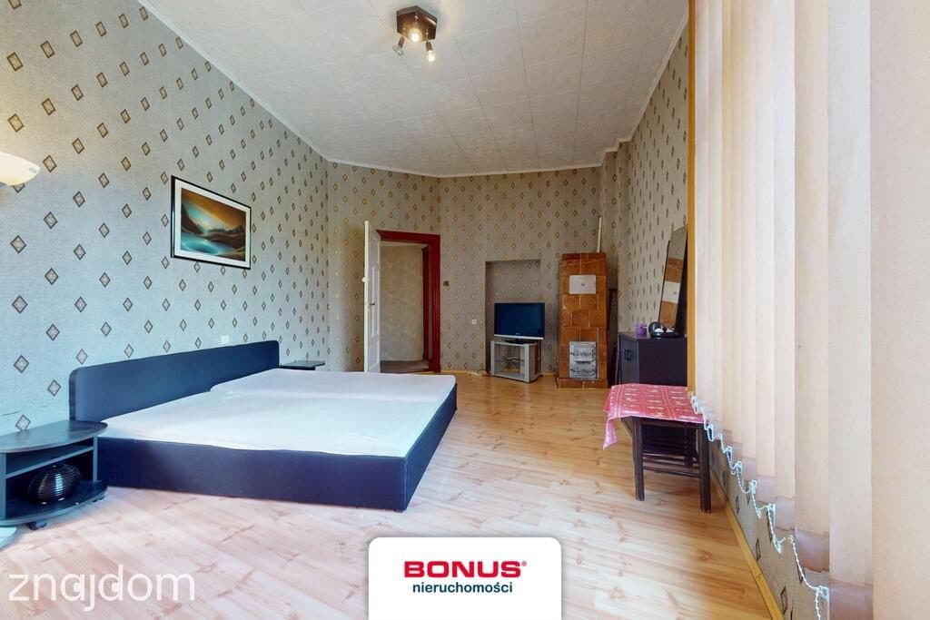 3-pokojowe mieszkanie z balkonem - zdjęcie 2