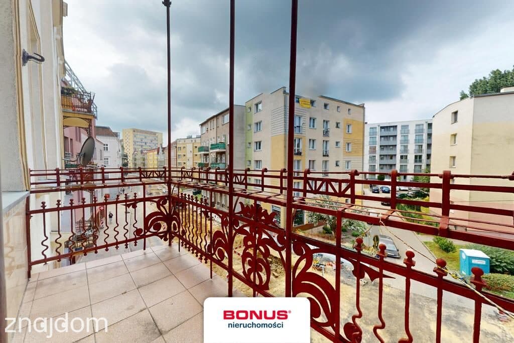 3-pokojowe mieszkanie z balkonem - zdjęcie 8