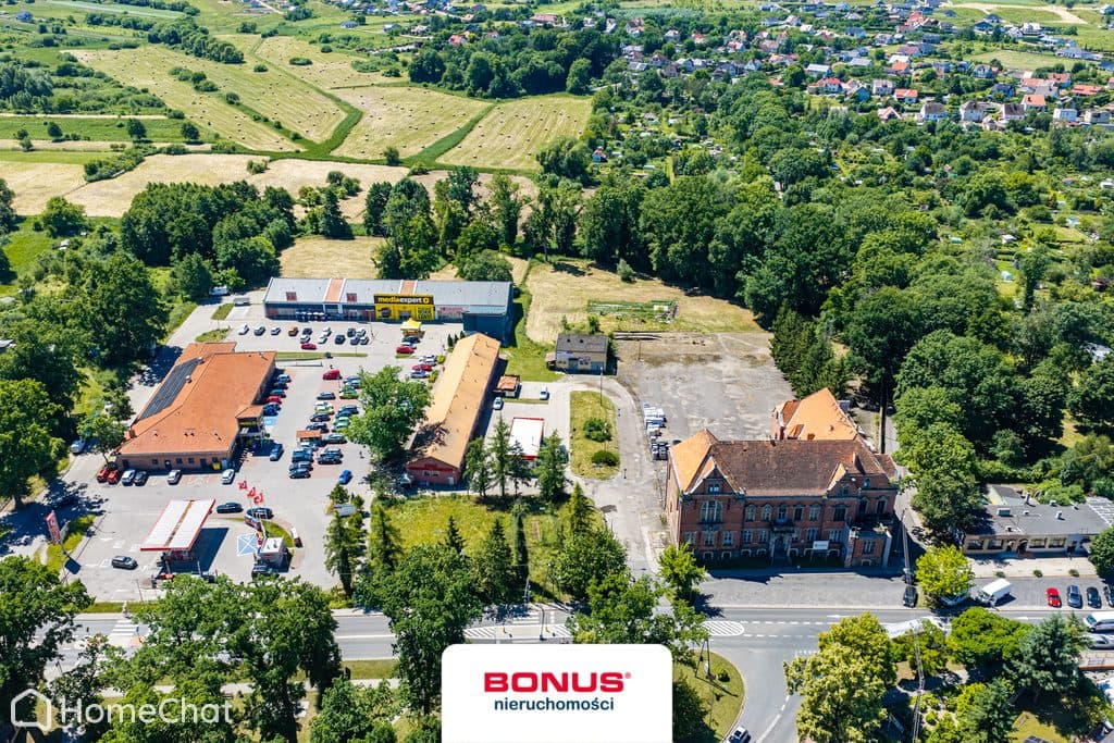 Budynek z XIX wieku | Centrum Chojny | Inwestycja