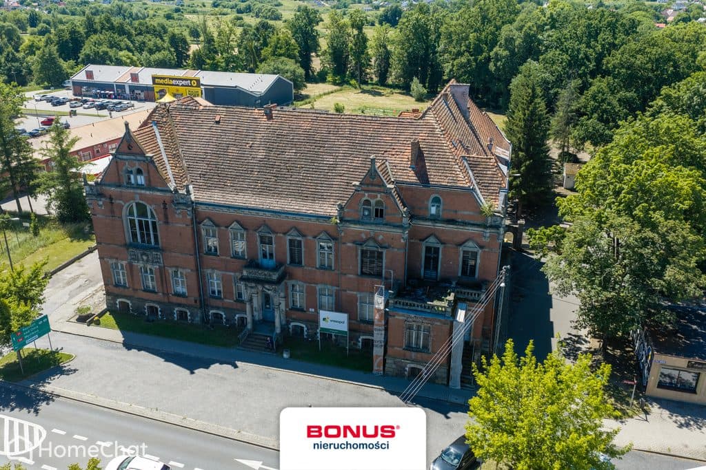 Budynek z XIX wieku | Centrum Chojny | Inwestycja