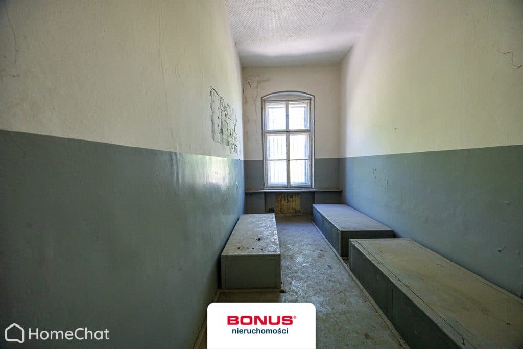 Budynek z XIX wieku | Centrum Chojny | Inwestycja