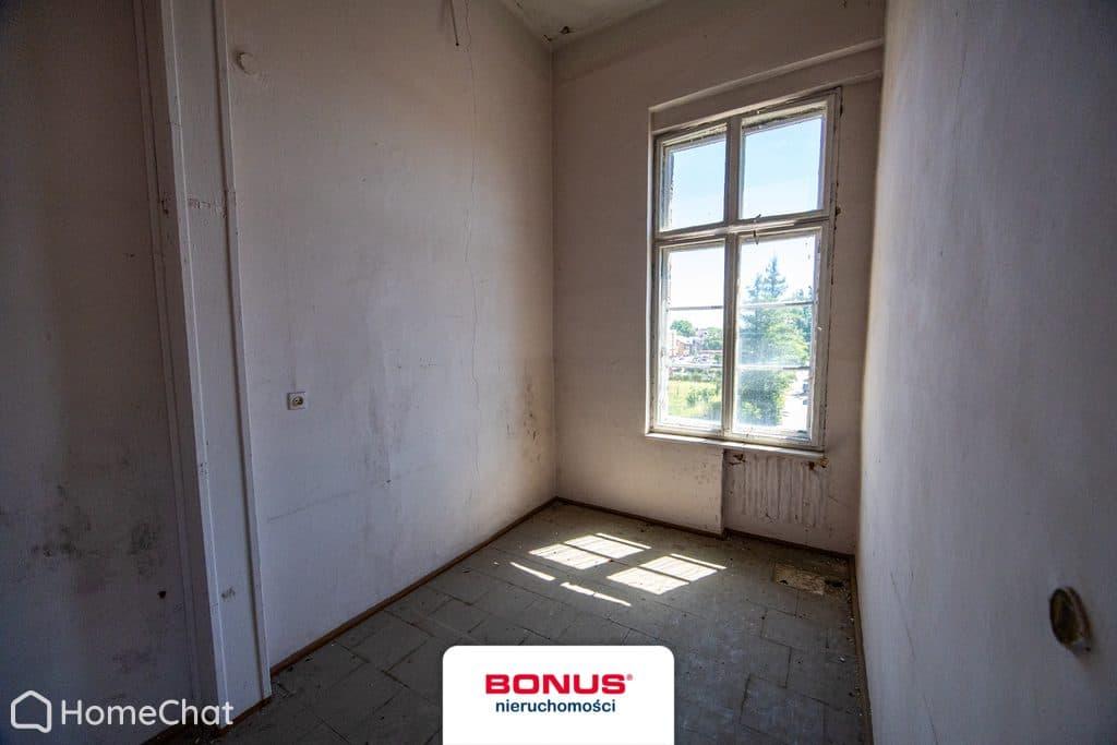 Budynek z XIX wieku | Centrum Chojny | Inwestycja