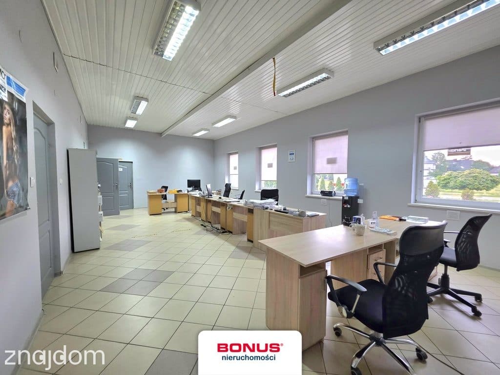 Lokal biuro-magazyn./usługowy* parking* dwie bramy