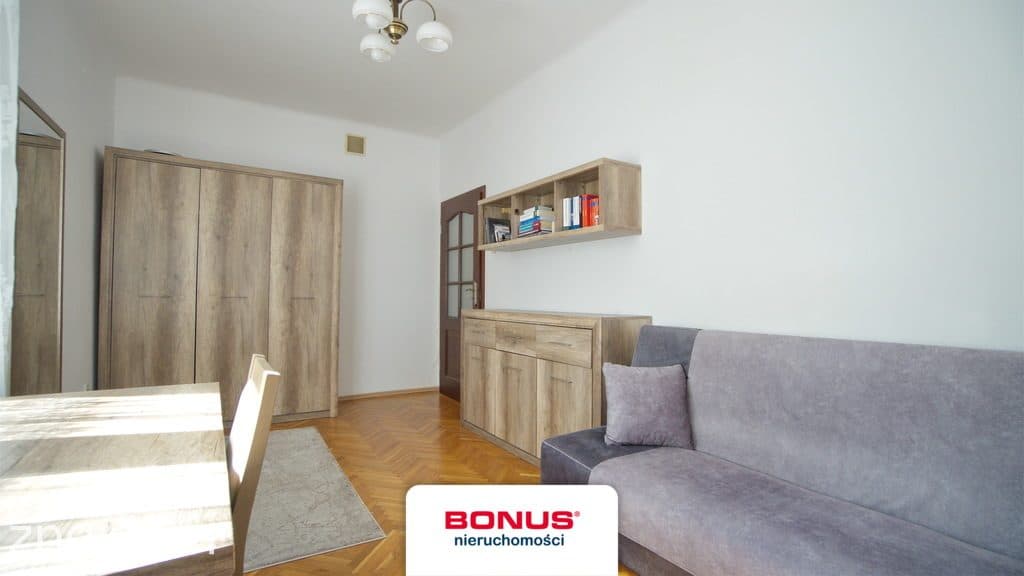 Śródmieście, 2 pokoje, 1 piętro, Spokojna. - zdjęcie 11