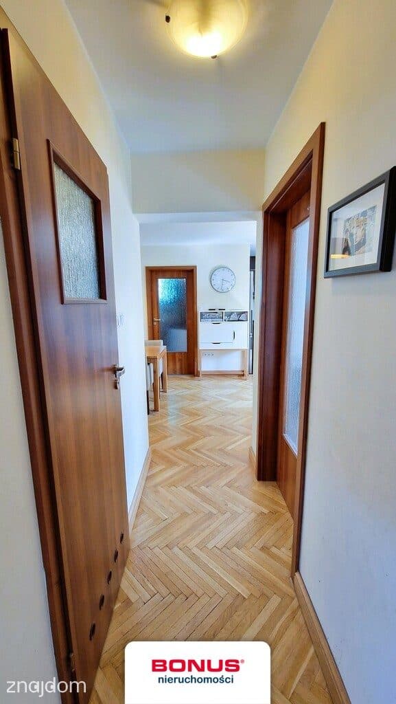 Spółdzielcze 3 pokoje w ścisłym centrum - zdjęcie 5