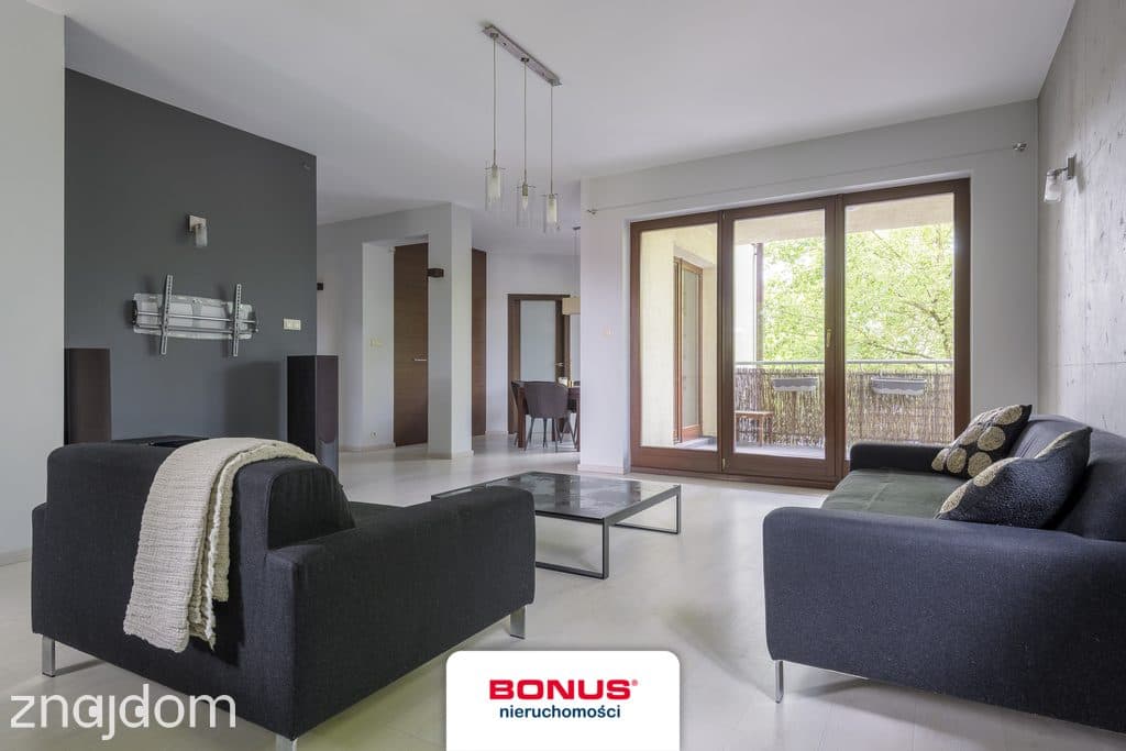 Elegancki apartament z 2 miejscami postojowymi - zdjęcie 2