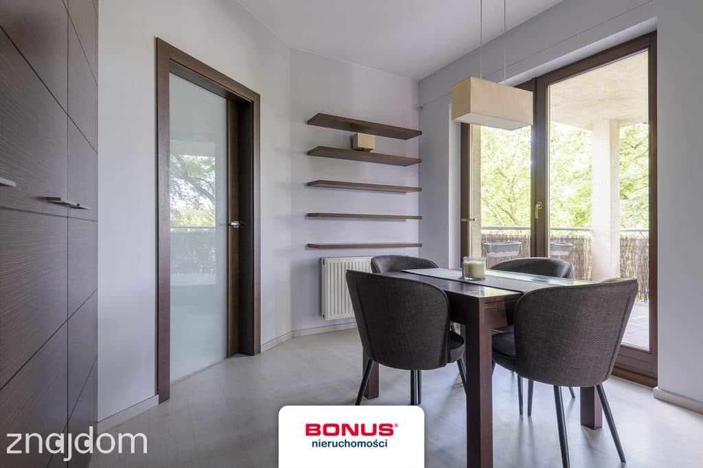 Elegancki apartament z 2 miejscami postojowymi - zdjęcie 3