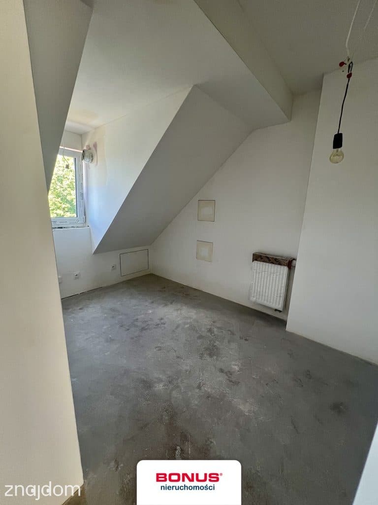 Adaptacja poddasza 92,90 m2 - zdjęcie 5