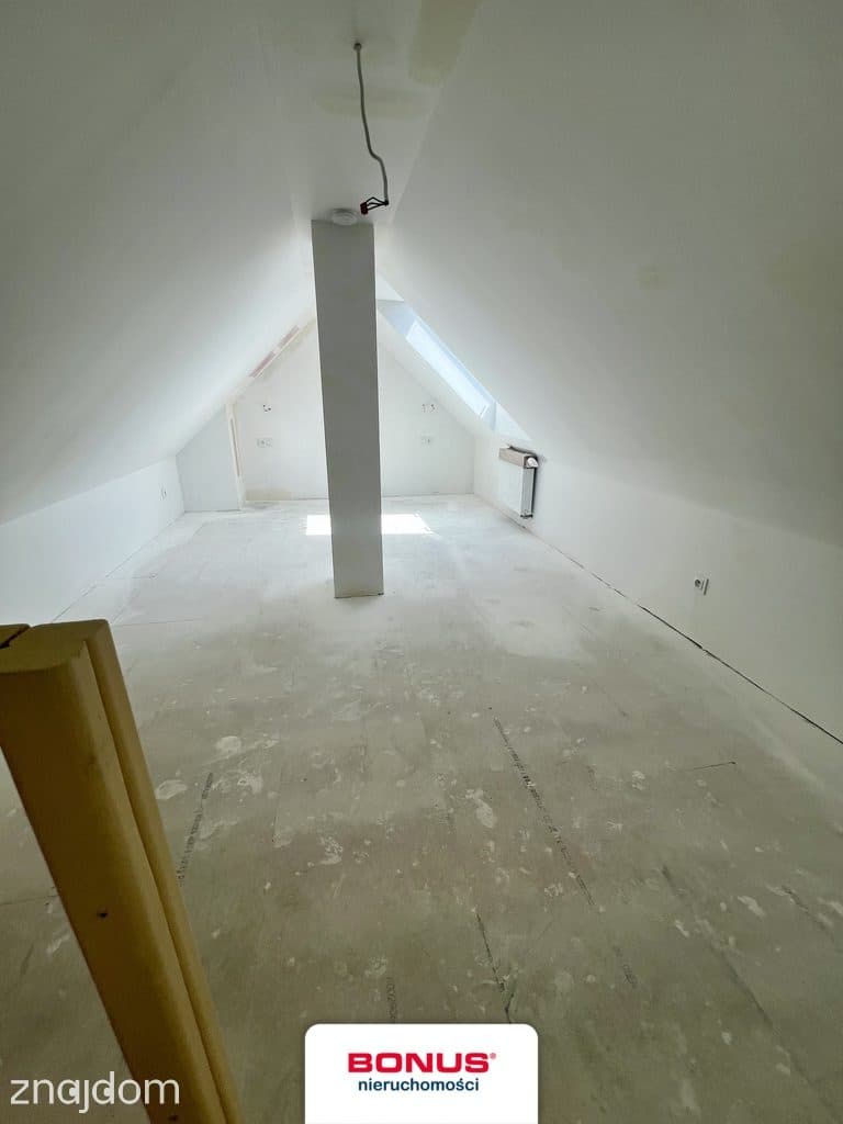 Adaptacja poddasza 92,90 m2 - zdjęcie 6