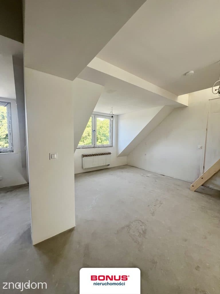 Adaptacja poddasza 92,90 m2 - zdjęcie 10