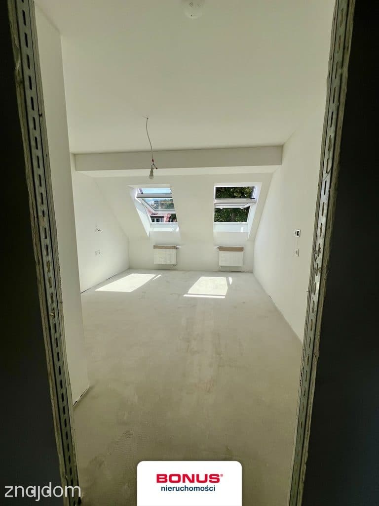 Adaptacja poddasza 92,90 m2 - zdjęcie 11